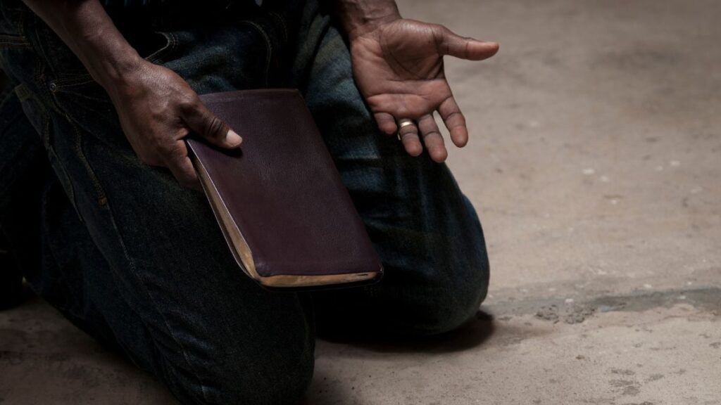 esboço de pregação em Efésios 1 riquezas em Cristo